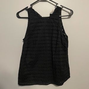 Black tank top!